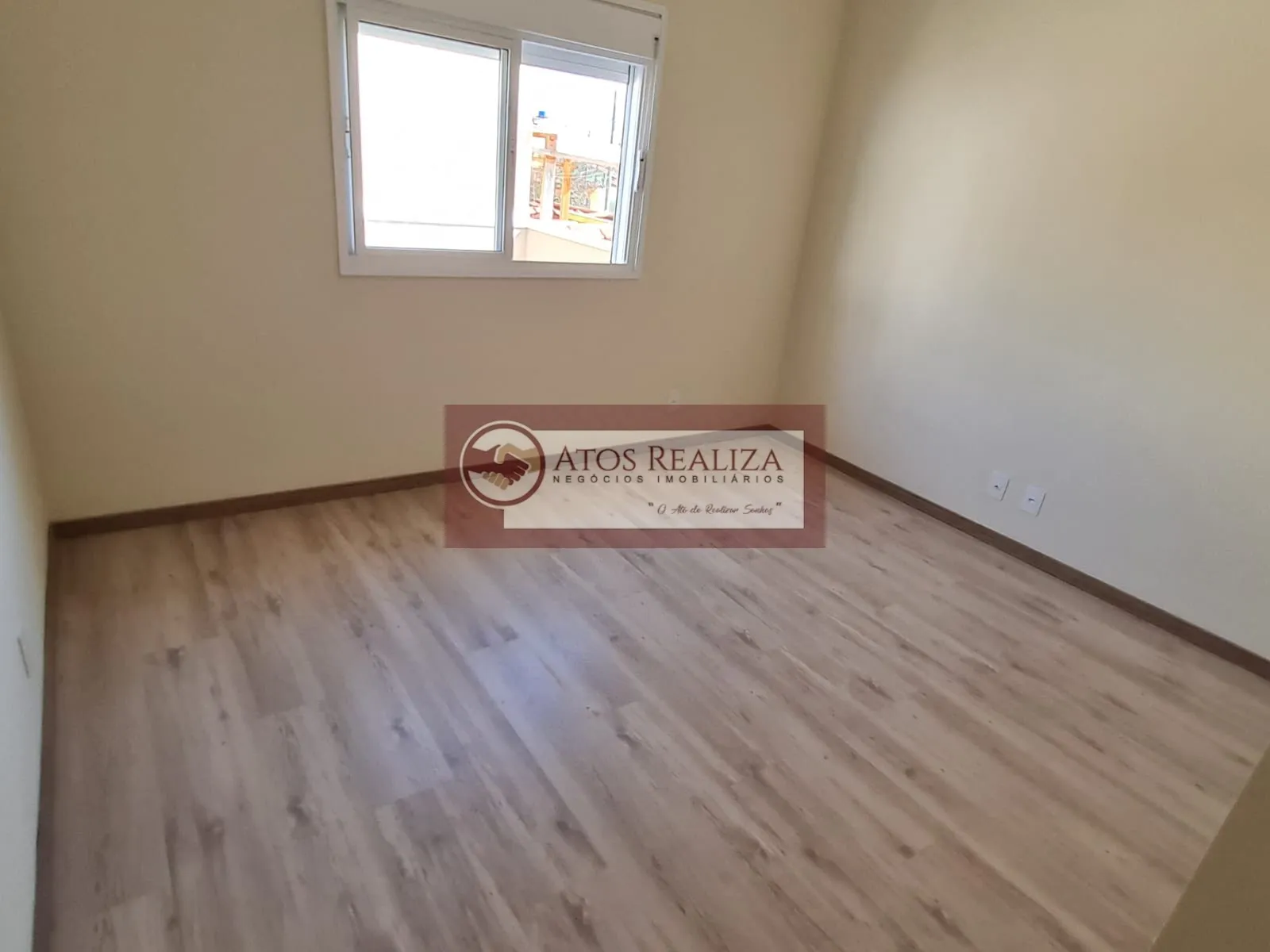 Imagem Vendo Sobrado 3 Suites 2 vagas e Churrasqueira Vila Isa - Sabará SP.