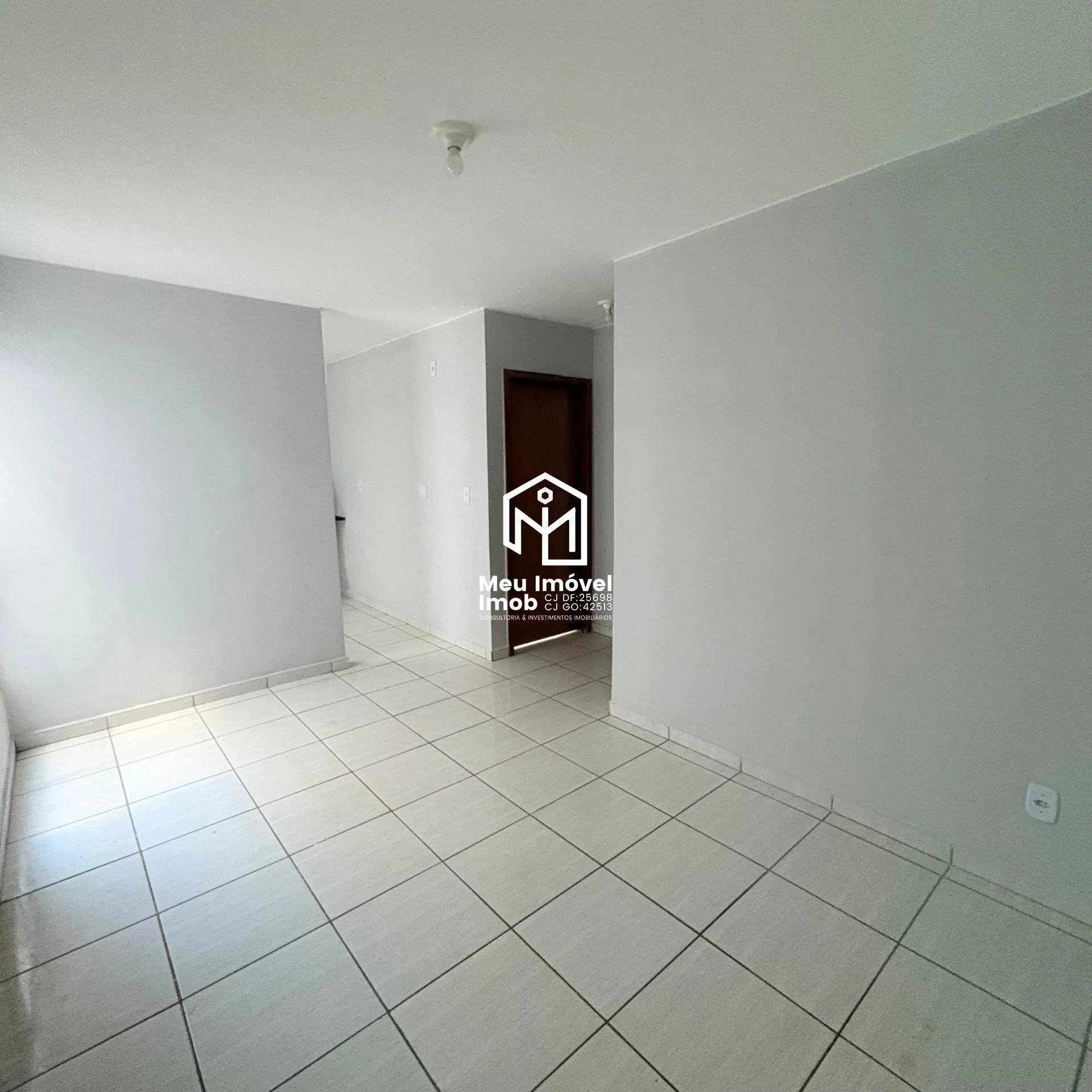 Imagem Apartamento 02 Dorm. em Parque Marajó - Valparaíso de Goiás