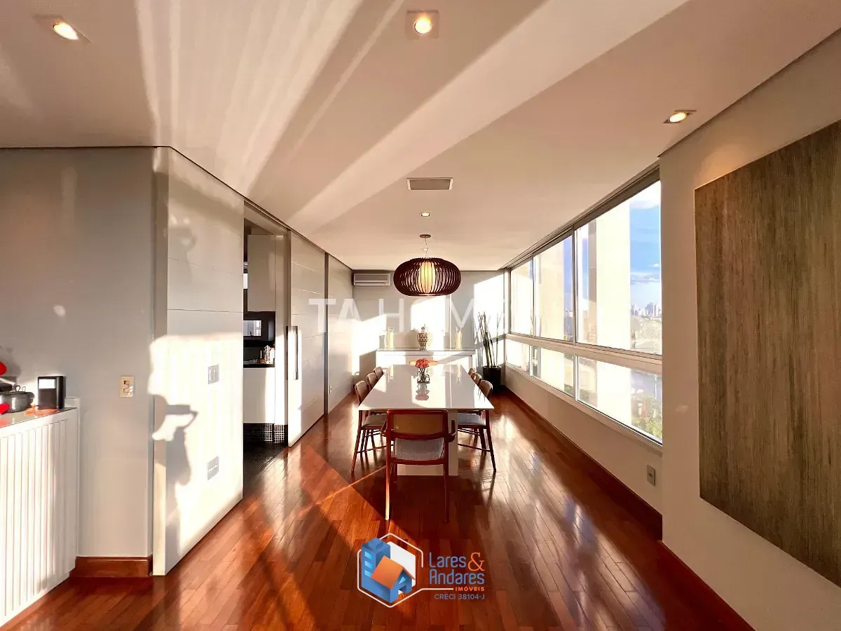Imagem Apartamento para venda em Jardim Paulistano com 3 quartos, sendo 1 suíte, 191m²