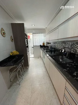 Imagem Apartamento com 2 dormitórios à venda, 70 m² por R$ 500.000 - Jockey de Itaparica - Vila Velha/ES