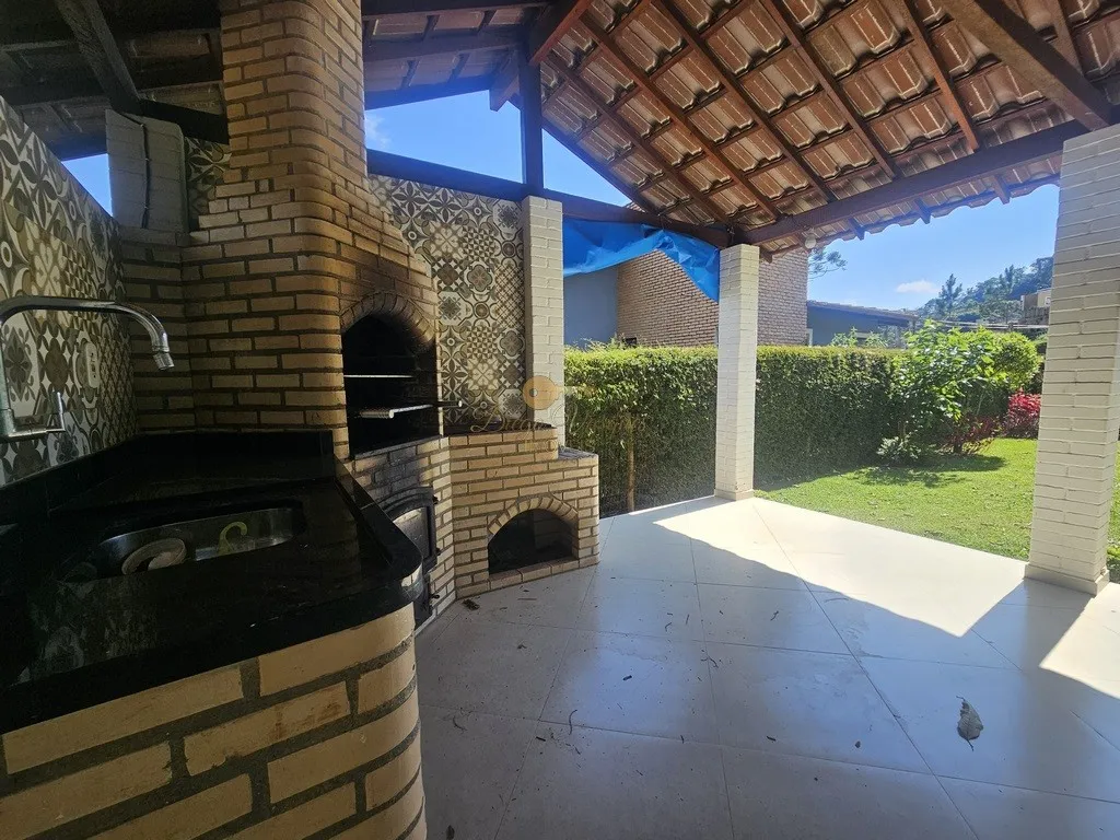 Imagem Casa em Condomínio para Venda em Teresópolis / RJ no bairro Vargem Grande