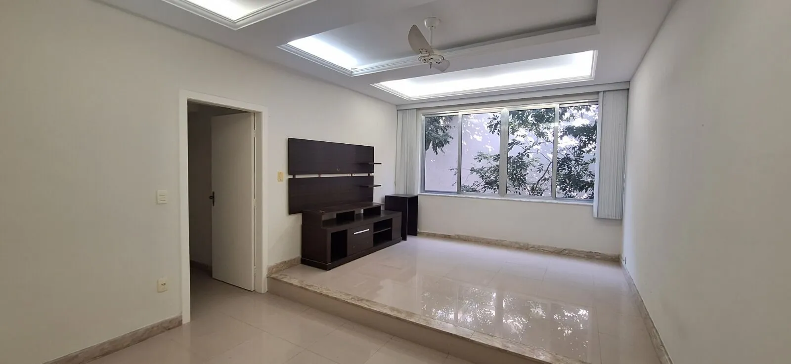 Imagem Apartamento reformado à venda na Rua Marquês de Olinda