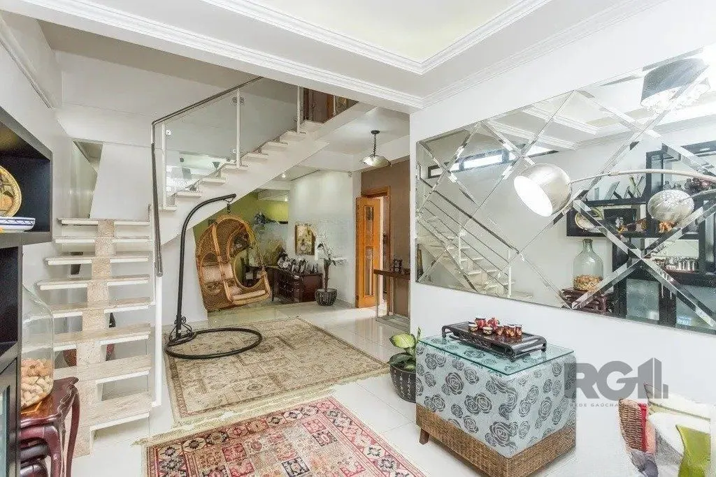Imagem Casa com 3 dormitórios no bairro Jardim Lindóia