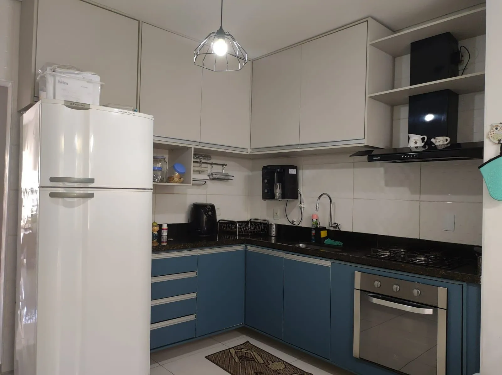 Imagem Casa Sobrado com 2 Suítes Localizada em Sorocaba.