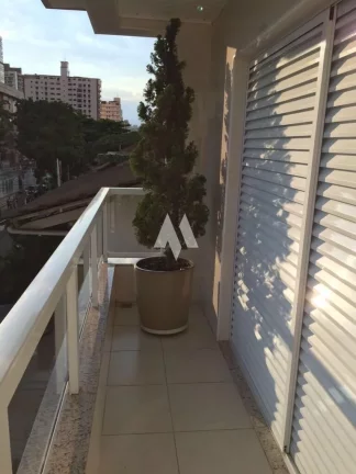Imagem Casa sobreposta alta à venda com 4 suítes e área de lazer privativa no Embaré de Santos/SP