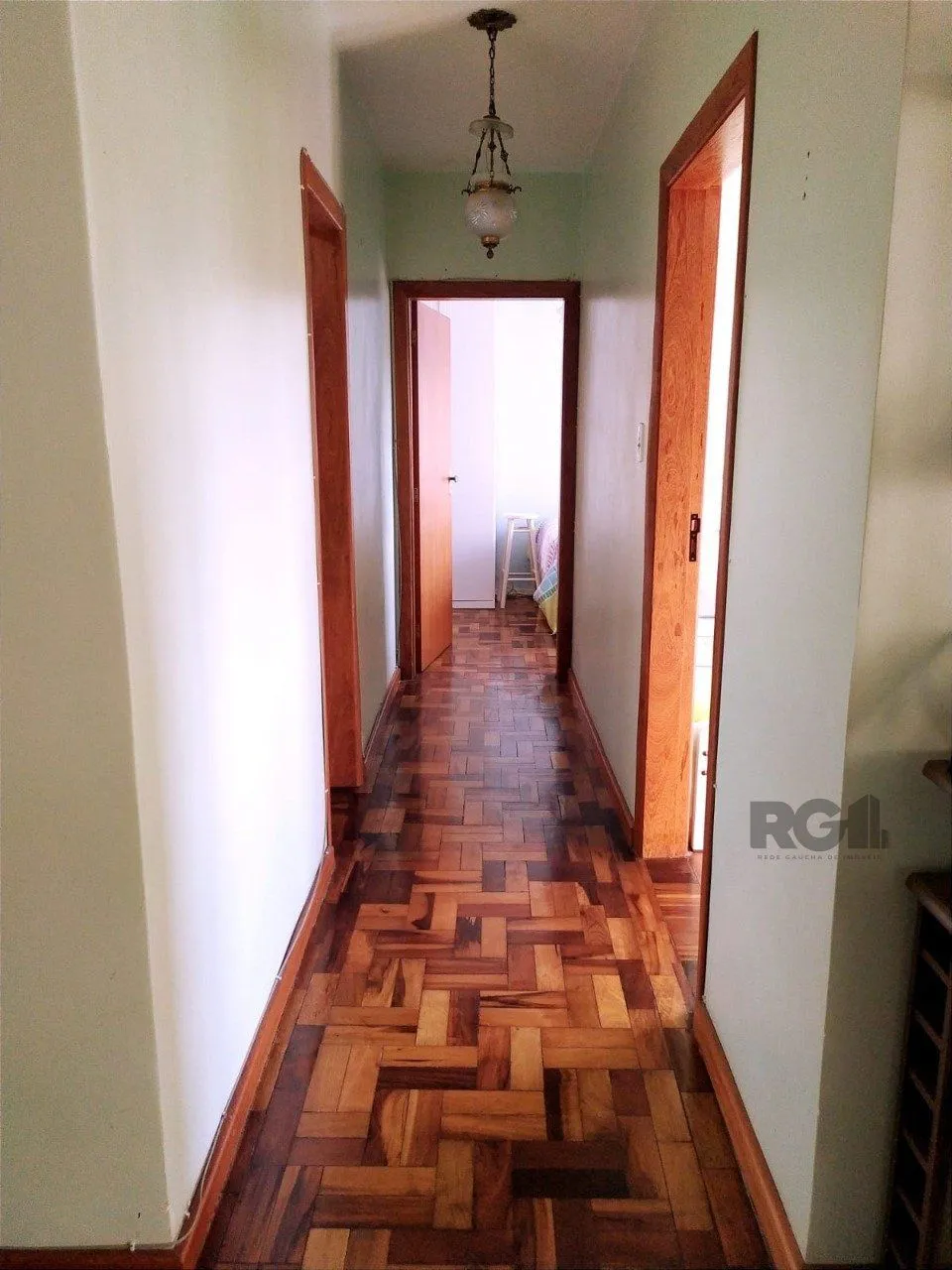Imagem Apartamento de 2 dormitórios com vaga no bairro Petrópolis