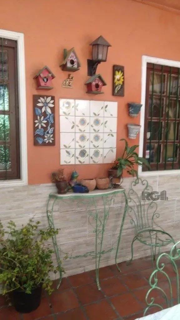 Imagem Casa com 3 dormitórios no bairro Sarandi
