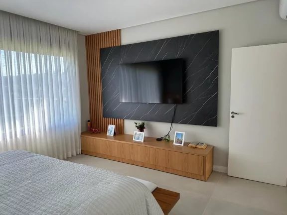 Imagem Casa Térrea Mobiliada com 4 Suítes e Piscina no Condomínio Portal dos Lagos, Boituva