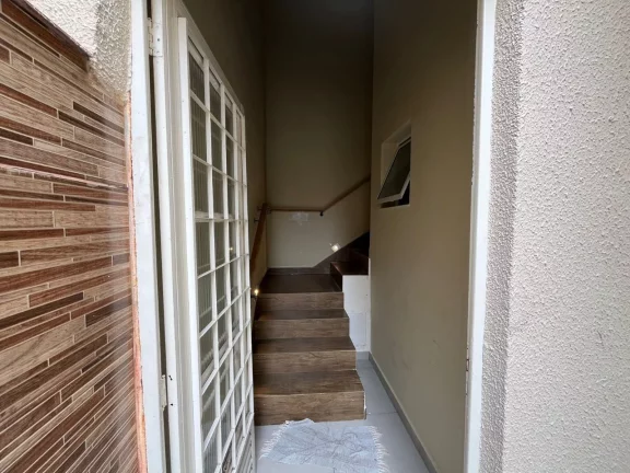 Imagem LINDA CASA RECÉM REFORMADA NA CIDADE PATRIARCA 198M², 5 QUARTOS COM 3 SUÍTES E GARAGEM PARA 2 CARROS