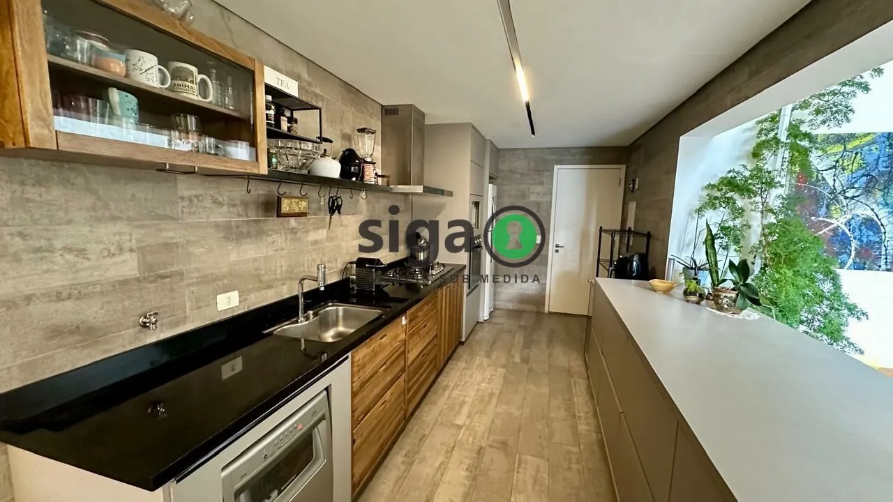 Imagem Apartamento à venda com pé direito duplo, 3 quartos e 148m2 no Panamby