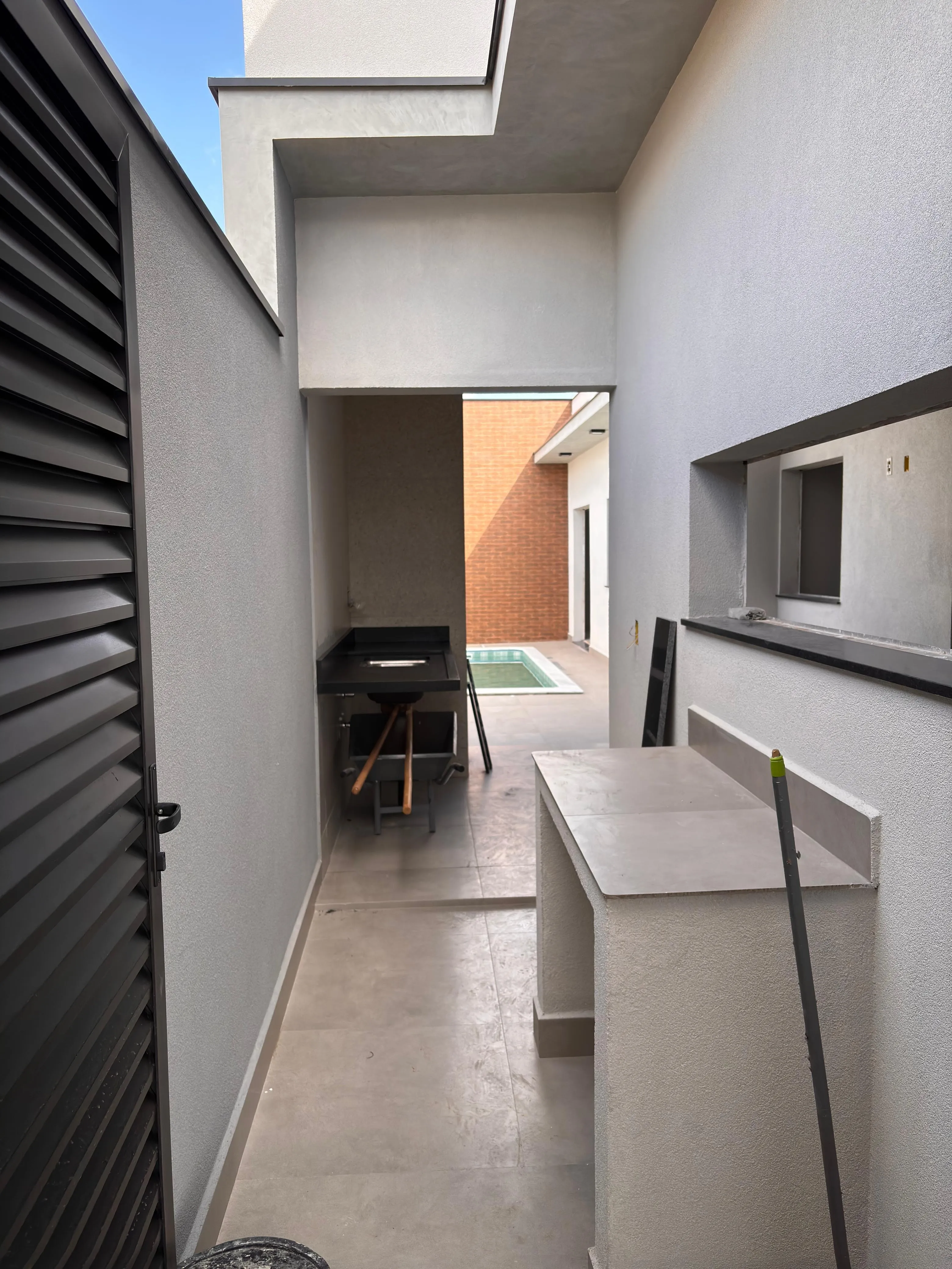 Imagem Linda Casa 2 dormitórios à Venda no Residencial Reserva Ipanema: Conforto e Praticidade