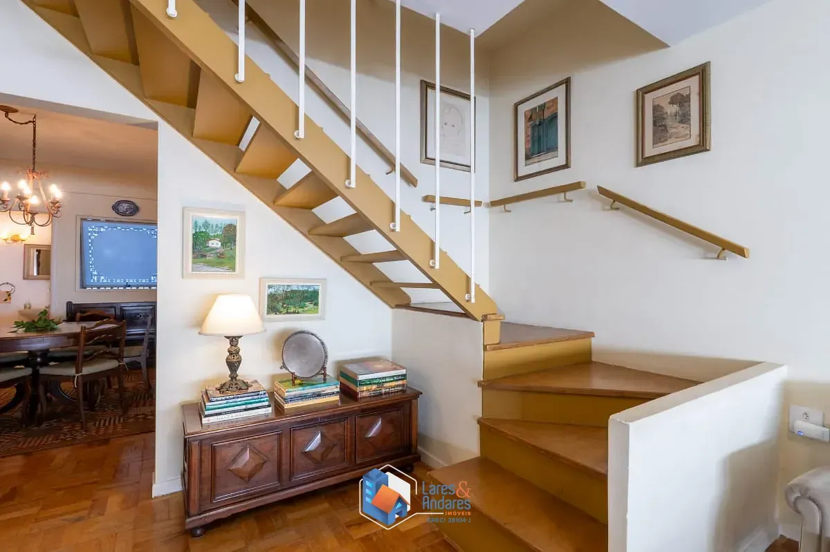 Imagem Casa no condomínio Condomínio Residencial Cabo Verde para venda com 3 quartos, sendo 1 suíte, 180m²