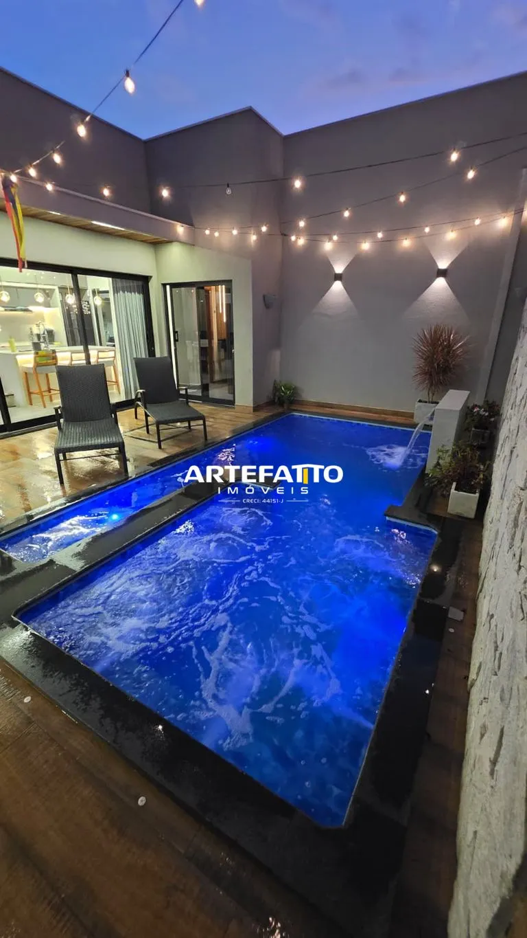 Foto do imóvel Casa à venda em Franca, Jardim Santa Lúcia, com 3 quartos, 180m2 em Rua Oswaldo Gaspar