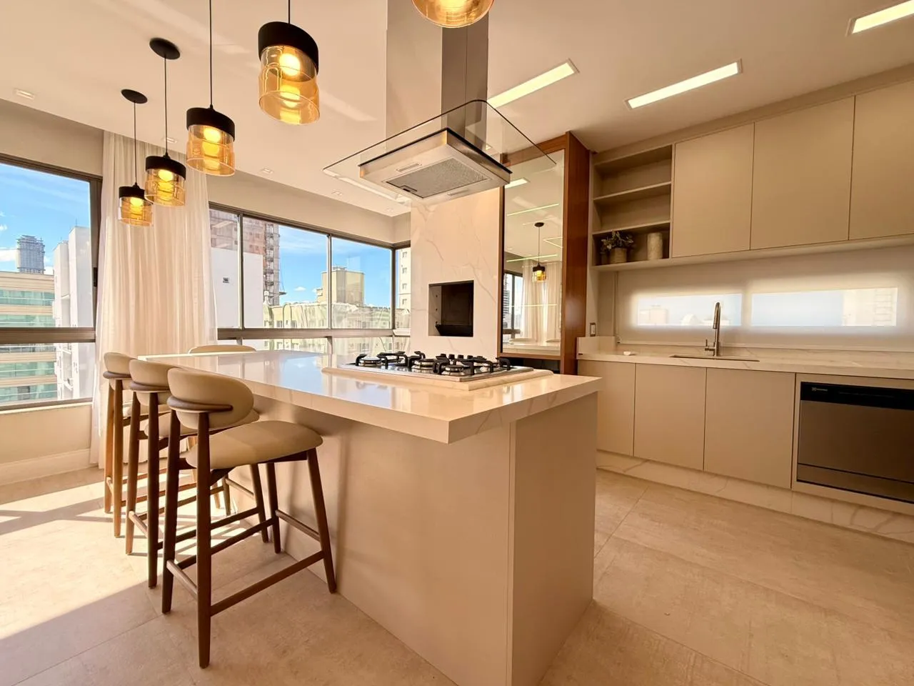 Imagem Apartamento à venda com 197m2 por R$ 4.000.000,00