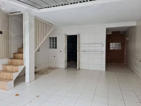 Imagem CASA AMPLA COM DUAS FRENTES * CHACARA SANTO ANTONIO * ZONA MISTA