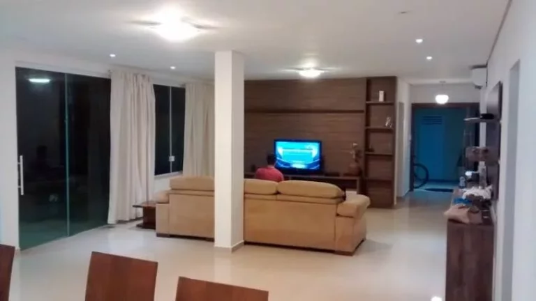 Imagem BELISSIMA CASA A 50 MTS DA PRAIA