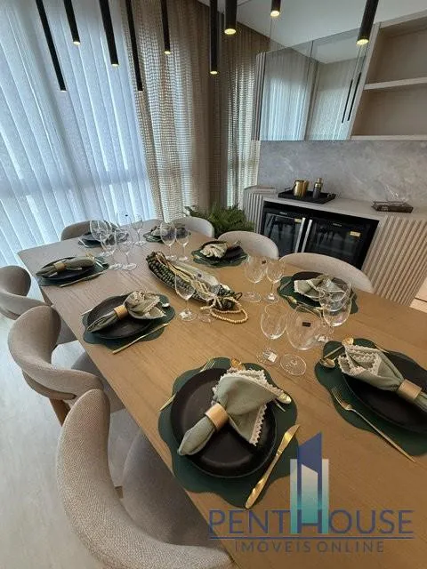 Imagem Apartamento Zona Central para Venda em Balneário Camboriú, CENTRO, 3 dormitórios, 3 suítes, 4 banheiros, 2 vagas