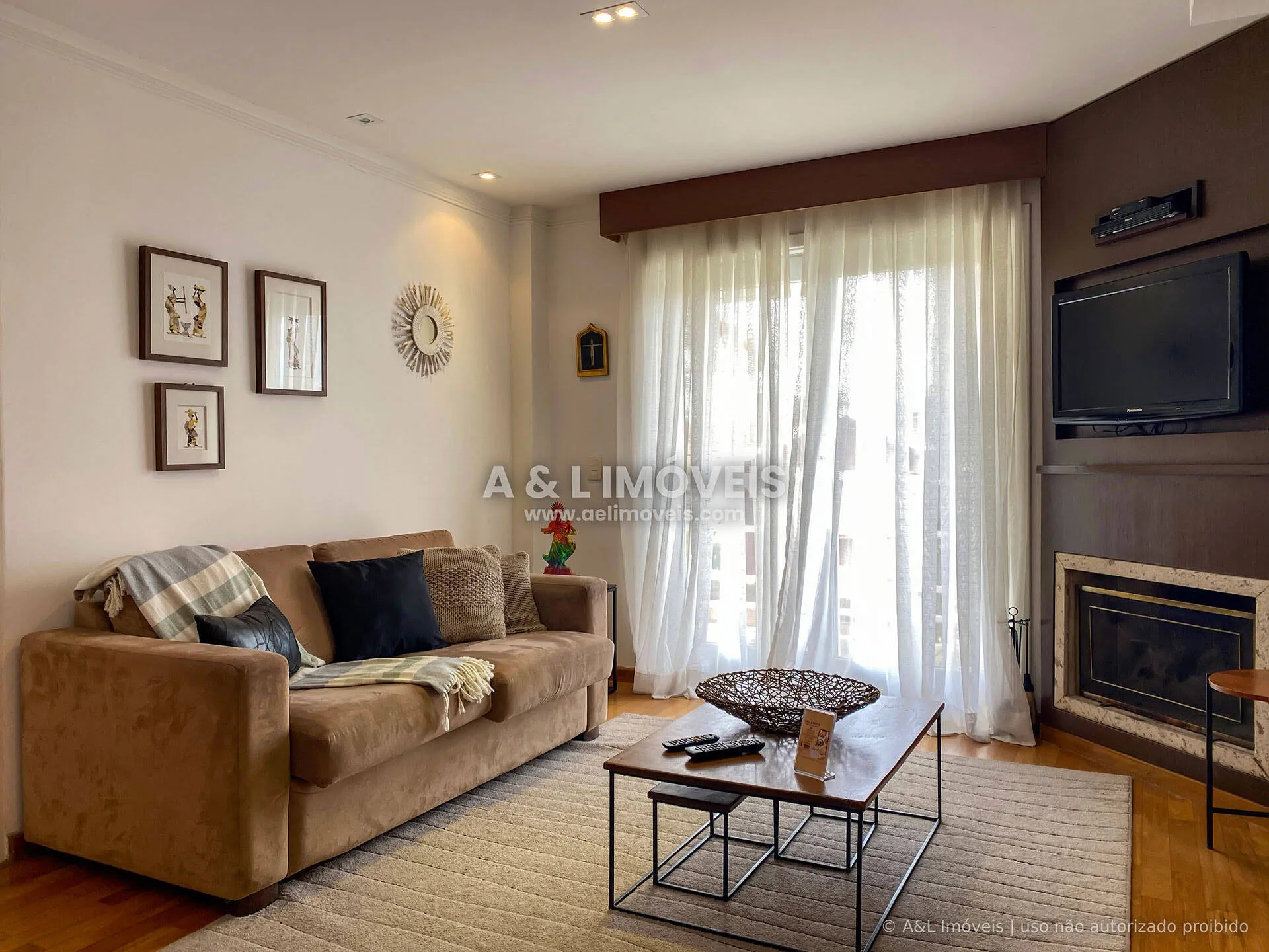 Imagem Duplex à venda em Campos do Jordão com 2 suítes e lareira