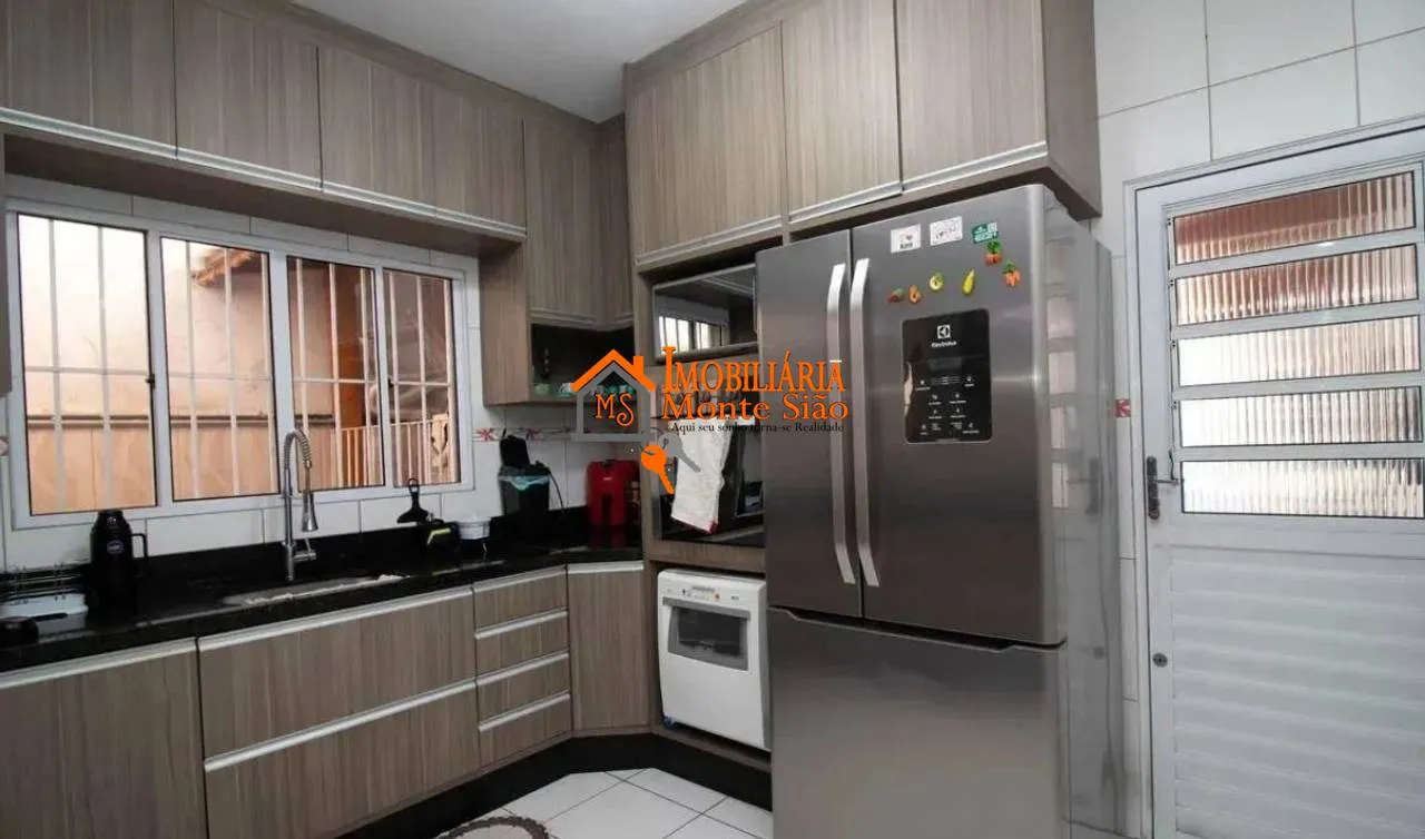 Imagem Sobrado com 3 dormitórios à venda, 125 m² por R$ 685.000 - Jardim Paraventi - Guarulhos/SP
