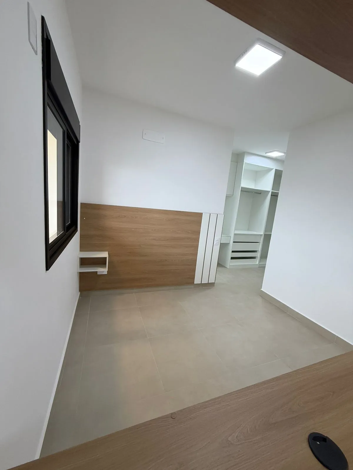 Imagem Apartamentos para locaçao com Piscina e 1 quartos, 47 m² - Mandarim Campolim Parque Campolim