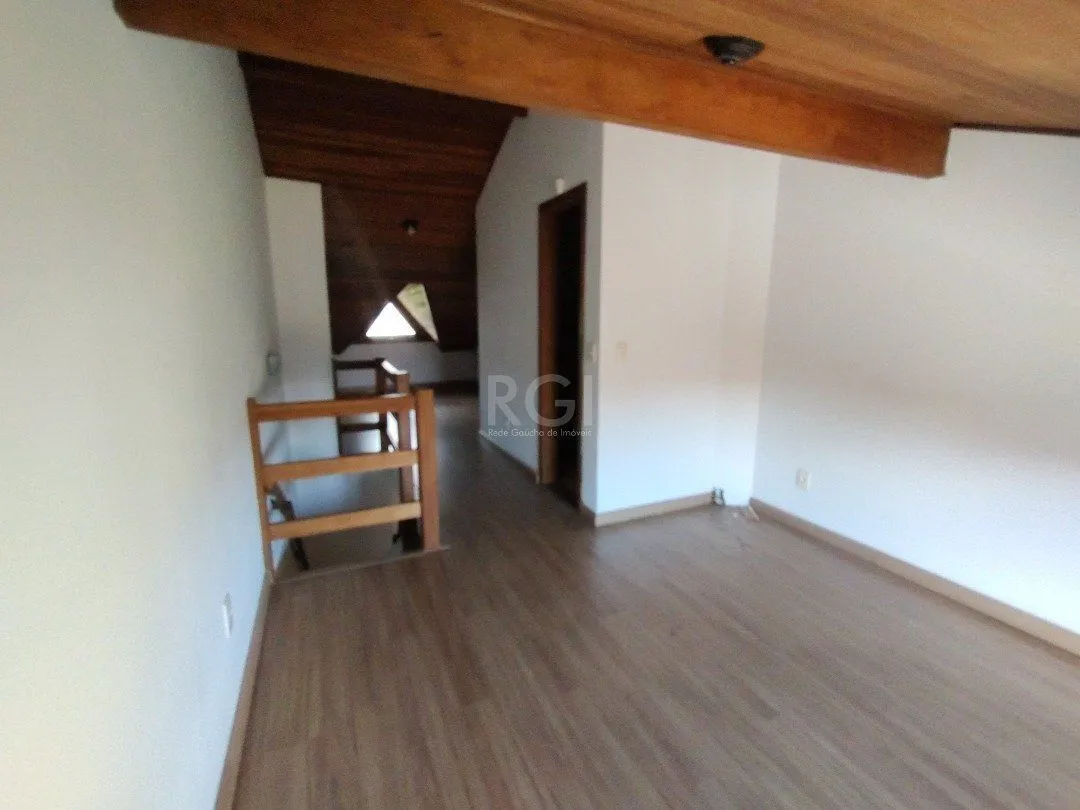 Imagem Casa para Venda - 84.2m², 3 dormitórios, sendo 3 suites, 1 vaga - Hípica