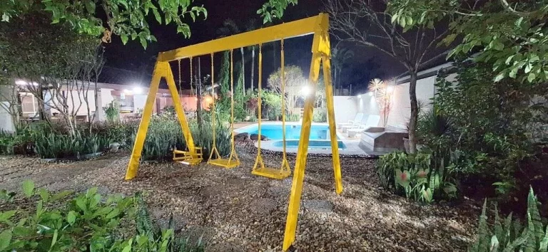 Imagem IMOVEL ESPETACULAR EM CONDOMINIO FECHADO COM TODA SEGURANÇA