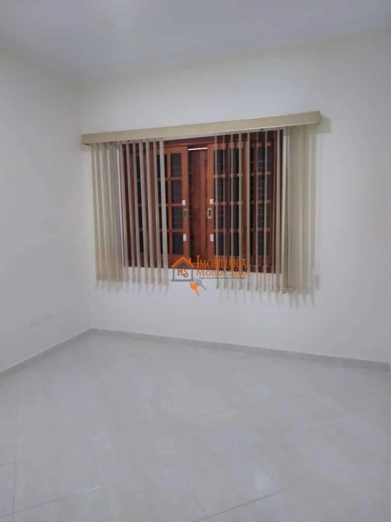 Imagem Casa com 3 dormitórios à venda, 170 m² por R$ 710.000,00 - Jardim Pinhal - Guarulhos/SP