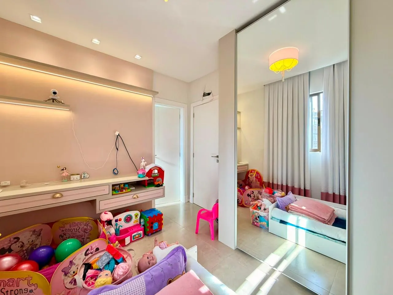 Imagem Apartamento à venda com 106.05m2 por R$ 2.400.000,00