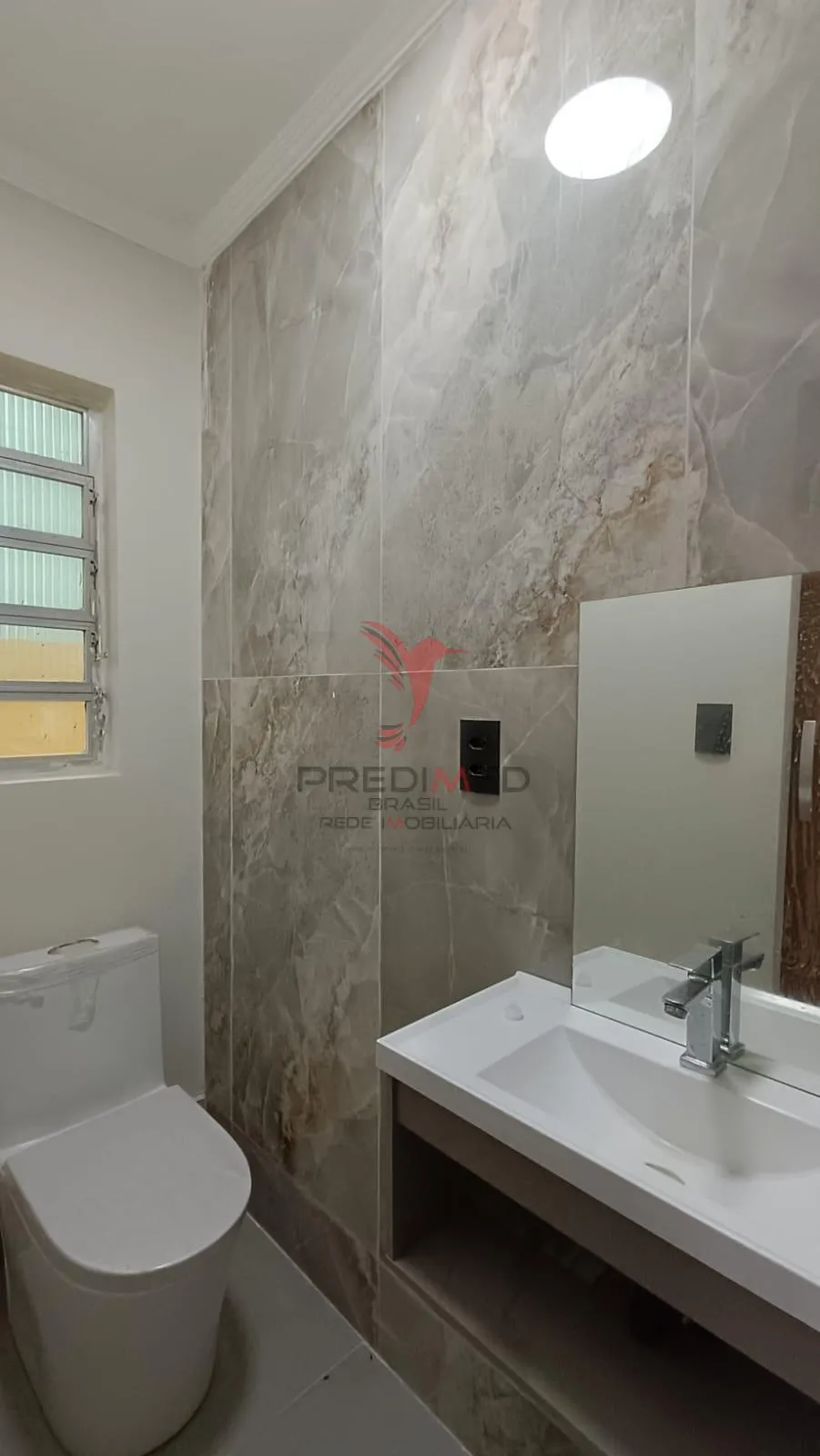 Imagem Apartamento todo reformado com 1 Dormitório com suite a 100 m da Praia