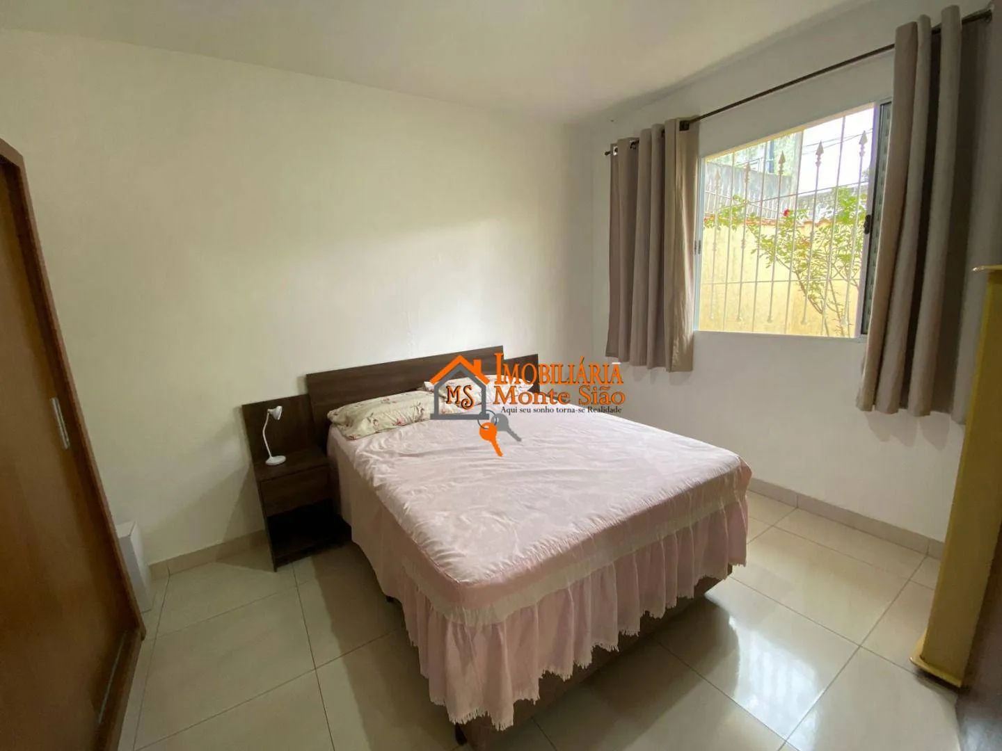Imagem Casa com 3 dormitórios à venda, 180 m² por R$ 500.000,00 - Cidade Soberana - Guarulhos/SP
