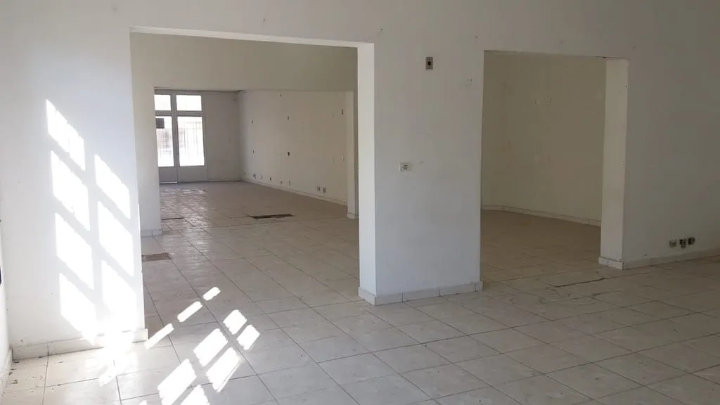 Imagem Comercial à venda 3 Quartos, 340M², Centro, Pindamonhangaba - SP