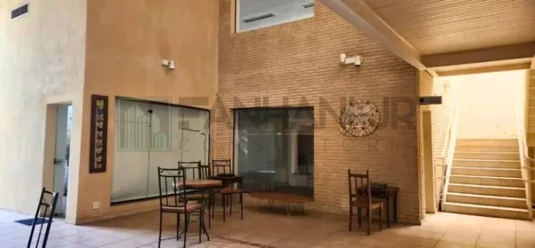 Imagem Casa Comercial de Alto Padrão para Locação em São Paulo-SP, Bairro Jardim Paulista, 940m² de Área