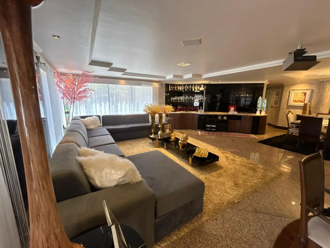 Imagem Apartamento 4 Suítes 4 Vagas Meireles