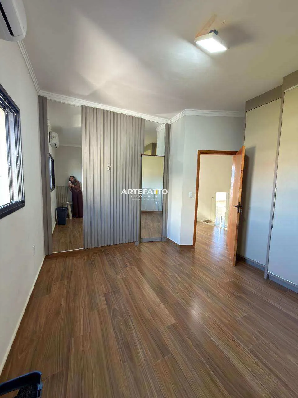 Imagem Sobrado à venda em Franca, Residencial Tellini, com 3 quartos, 208m2