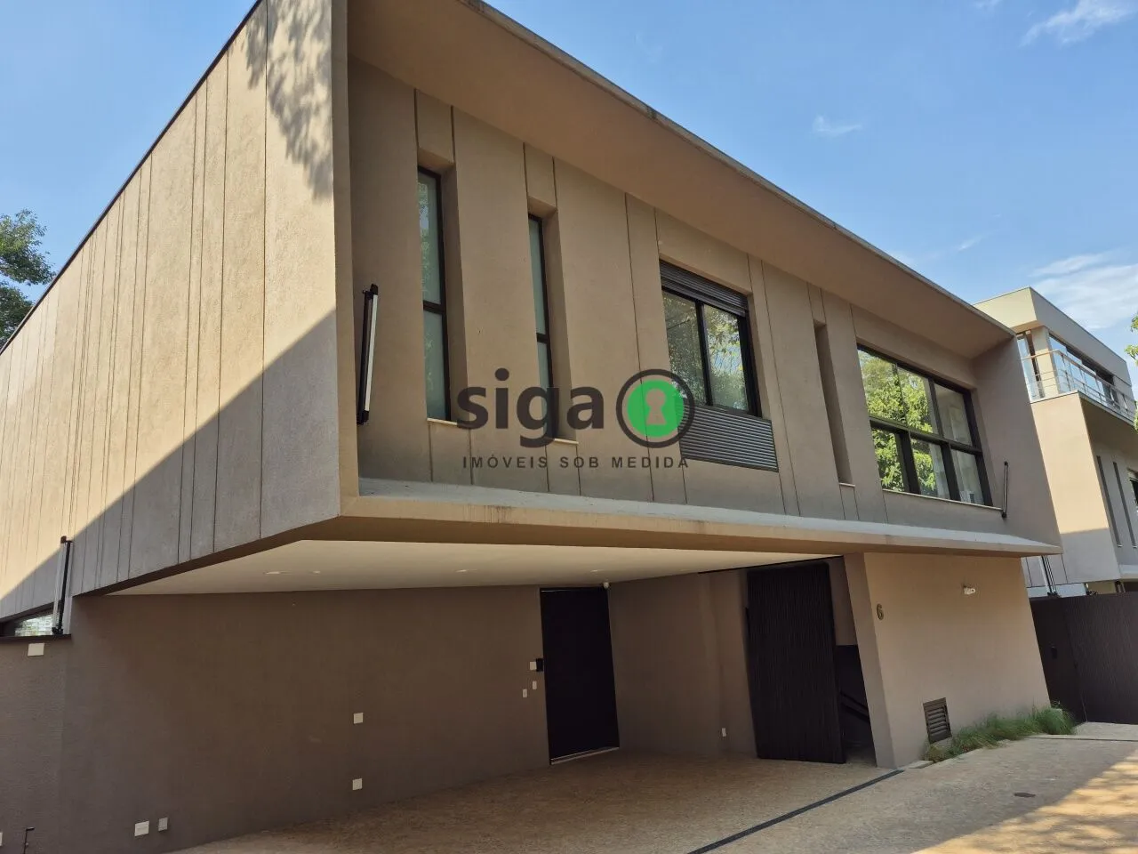 Foto do imóvel Casa em condomínio a Venda na Cidade Jardim com 4 quartos