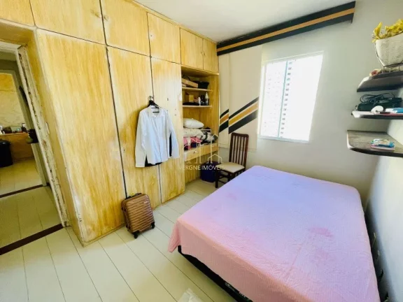 Imagem Apartamento amplo e bem localizado com três quartos a venda na pituba
