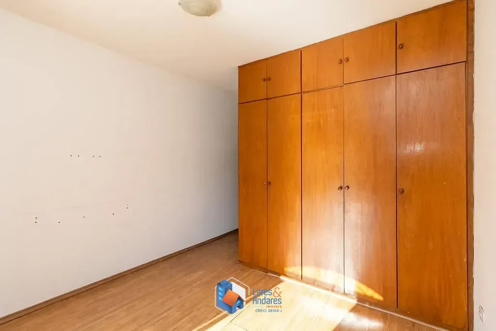 Imagem Casa à venda 4 Quartos 1 Suite 2 Vagas 180M² Jardim Umuarama São Paulo - SP