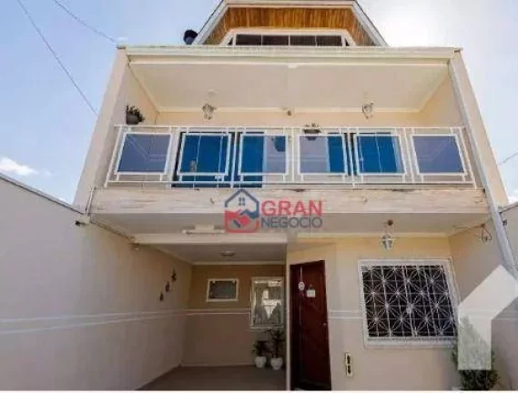 Imagem Sobrado Triplex com 3 quartos em São Jos?(C) dos Pinhais