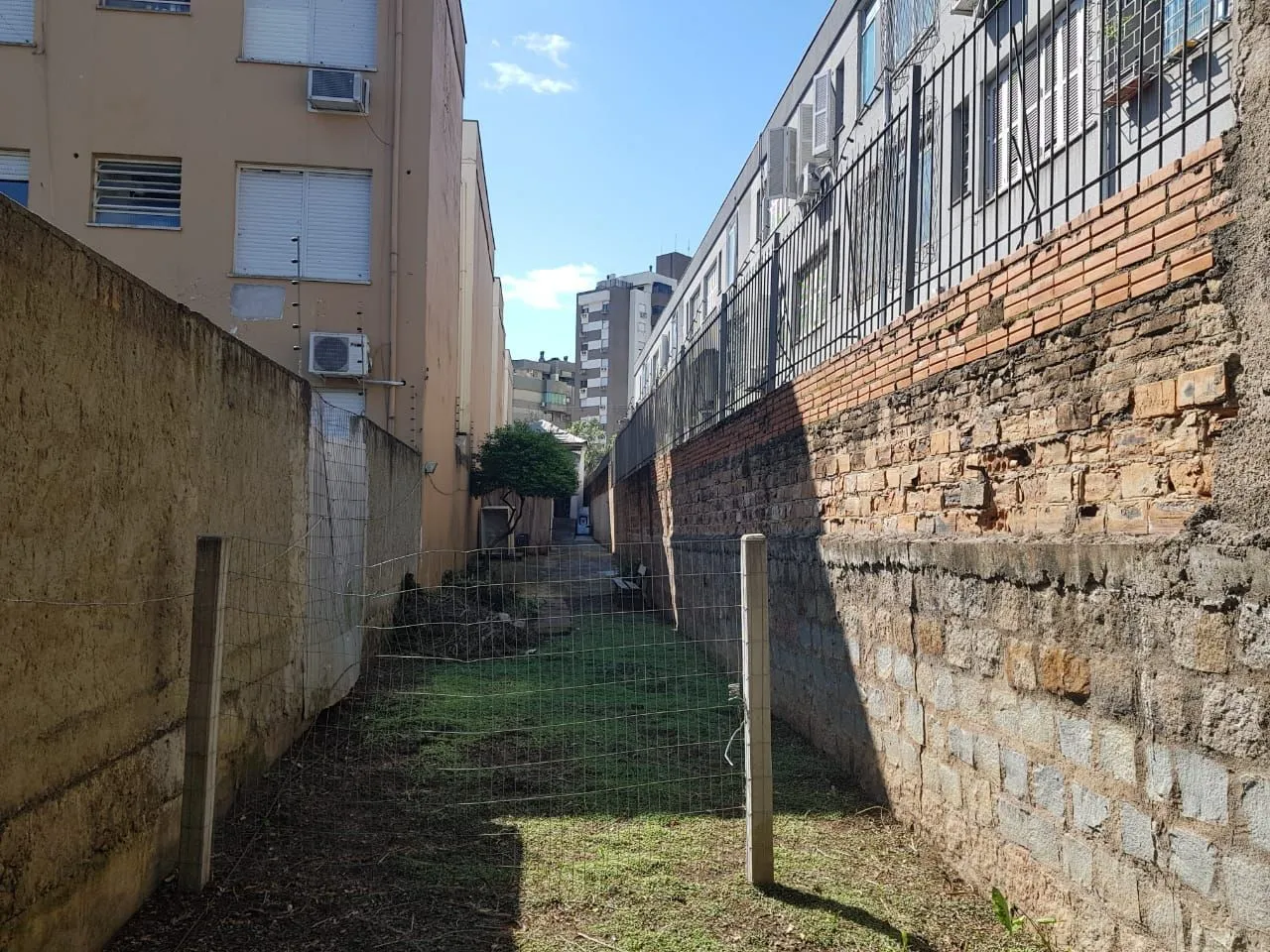 Imagem Terreno com Excelente Potencial Comercial e Residencial no Menino Deus