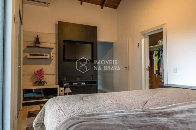 Imagem CASA 3 QUARTOS - LOCAÇÃO - PRAIA BRAVA - ITAJAI/SC