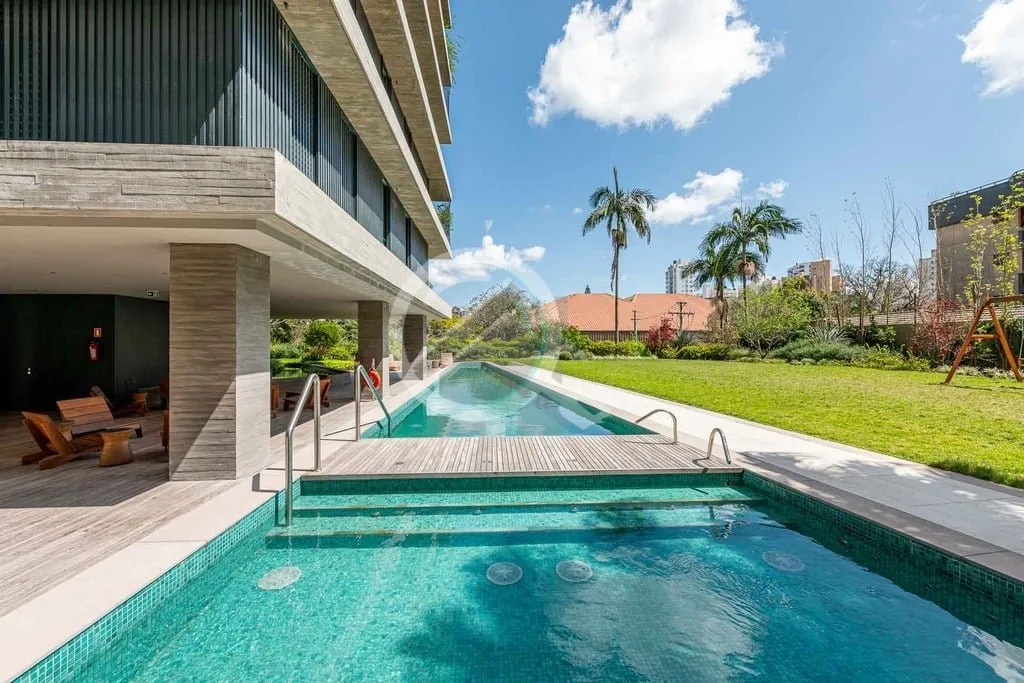 Imagem Com uma vista privilegiada de 317m² para toda a cidade, este apartamento no bairro Petrópolis ofer...