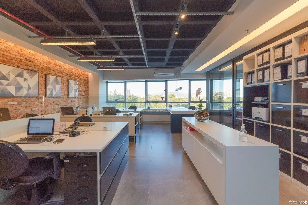 Imagem Conjunto/Sala para Venda - 106.57m², 0 dormitórios, 2 vagas - Petrópolis