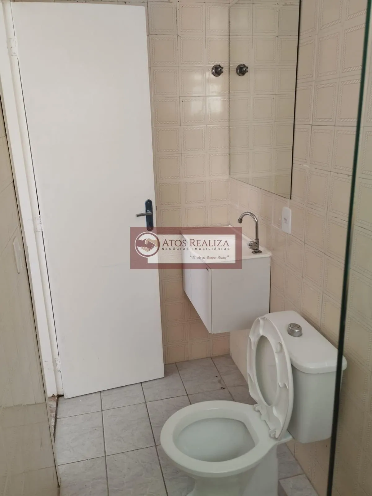 Imagem Alugo Apartamento Térreo com 1 Quarto, Cozinha, Banheiro, Área de serviço, na Região da VILA Mascote, São Paulo.Condomínio com Piscina, quadra, Jardim. mercadominio, salão de festa. Isento de Condomínio e IPTU, Valor R$ 2.000