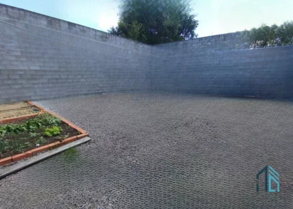 Imagem Casa com amplo terreno nos fundos de 364 m², 03 quartos c/suíte Bairro São José em Flores da Cunha RS