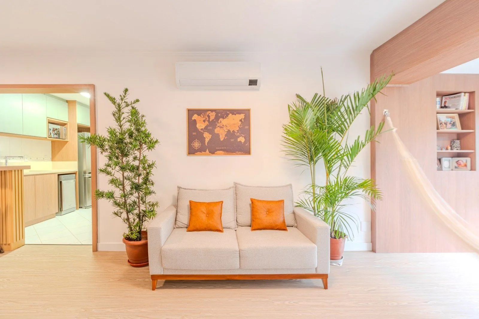 Imagem Apartamento de 3 dormitórios á venda no Bairro Cristal, Porto Alegre