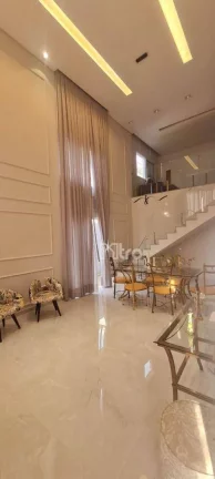 Imagem Casa com 3 dormitórios à venda, 205 m² por R$ 1.600.000,00 - Centro - Itajubá/MG