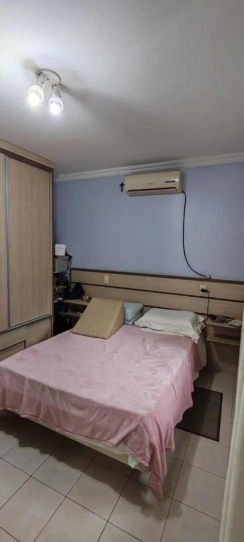 Imagem Casa mobiliada e usada em Cascavel - Centro, com escritório e quintal