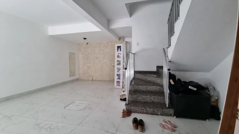 Imagem Casa para Venda em Rio de Janeiro, RAMOS, 2 dormitórios, 2 suítes, 3 banheiros, 1 vaga