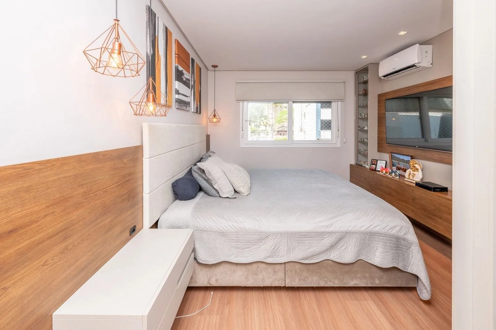 Imagem Apartamento Garden com 178m² e 3 dormitórios, 1 suíte, 3 vagas