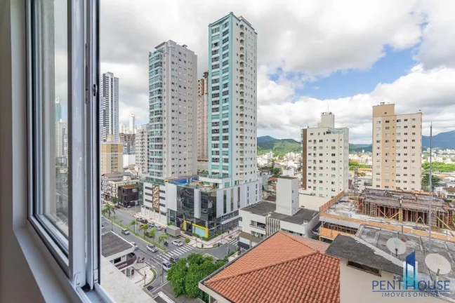 Imagem Apartamento Zona Central para Venda em Balneário Camboriú, CENTRO, 3 dormitórios, 3 suítes, 4 banheiros, 3 vagas